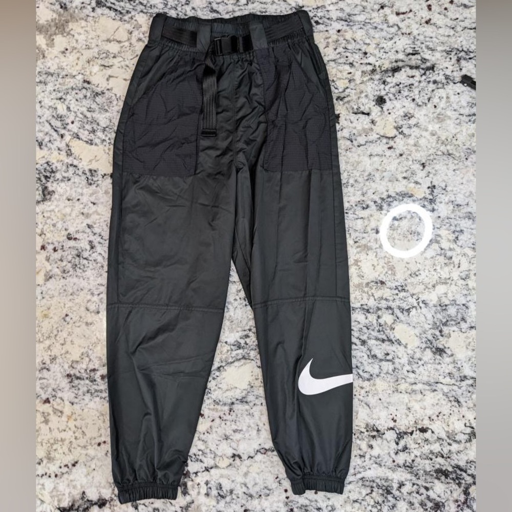 Nike Sportswear Womens High Waisted Belted Cuffed Pants